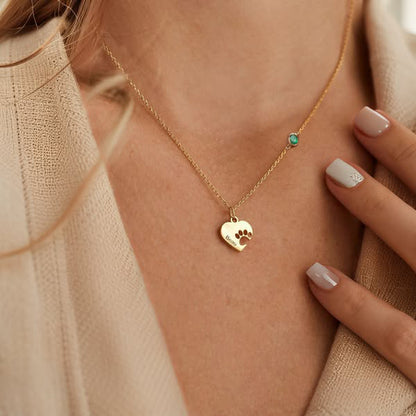 Collar personalizado con nombre y pata de corazón